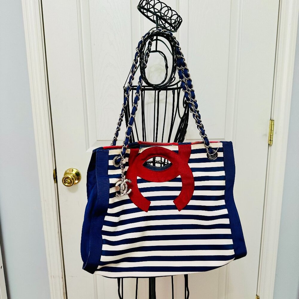 AUTHENTIC CHANEL CRUISE LINE CHAIN STRAP RED WHITE BLUE STRIPE RESORT VINTAGE